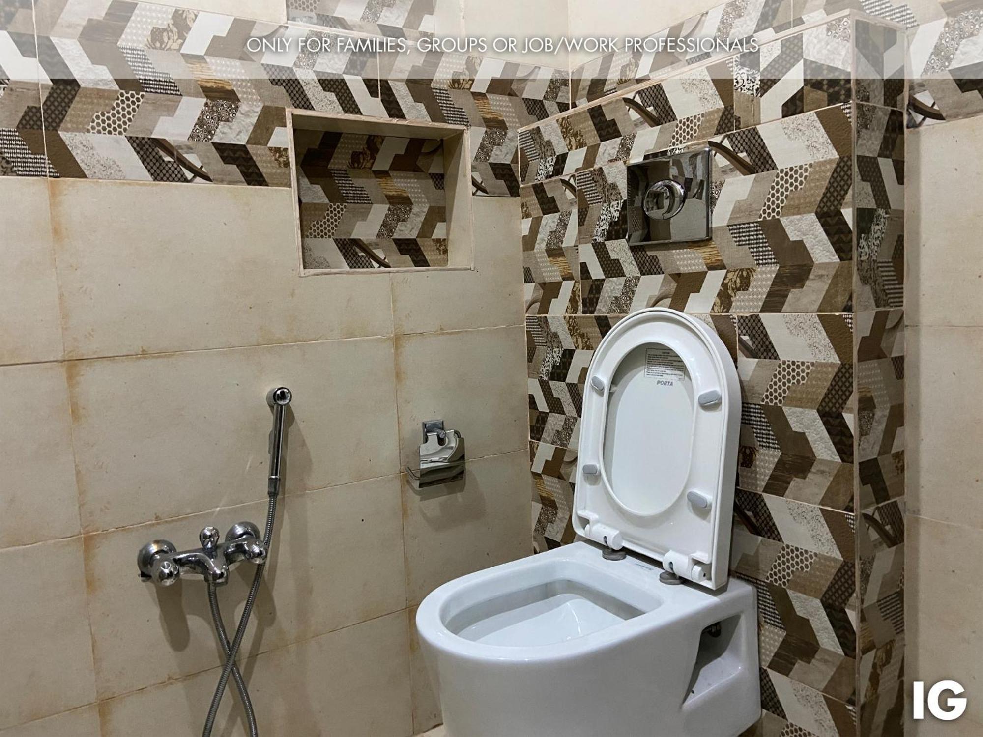 3 Bedroom Furnished Holiday Home Near Valencia Town, Lake City & Ring Road Λαχόρη Εξωτερικό φωτογραφία
